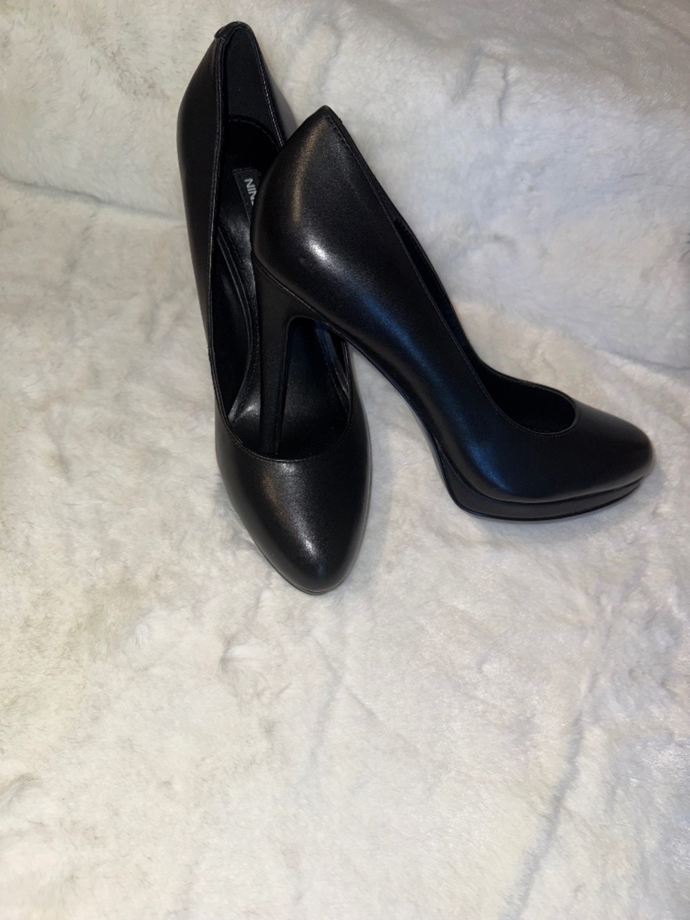 NWT Nine West Black Pointed Toe High Heel Pumps